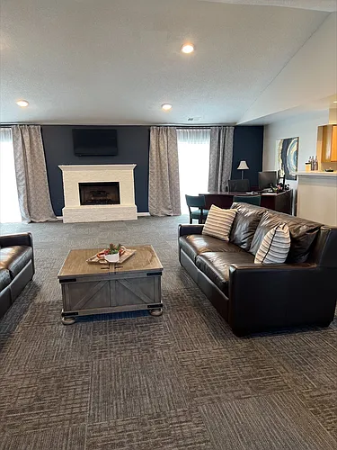 Auburn Pointe Photo 1
