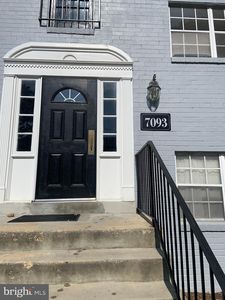 7093 Spring Garden Dr APT 202, Springfield, VA, 22150