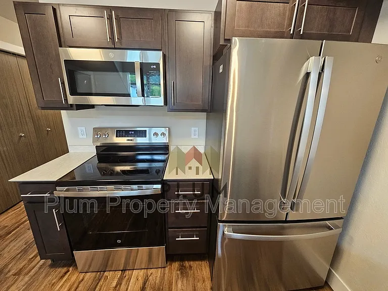 425 Michigan Ave #106 — Photo 11