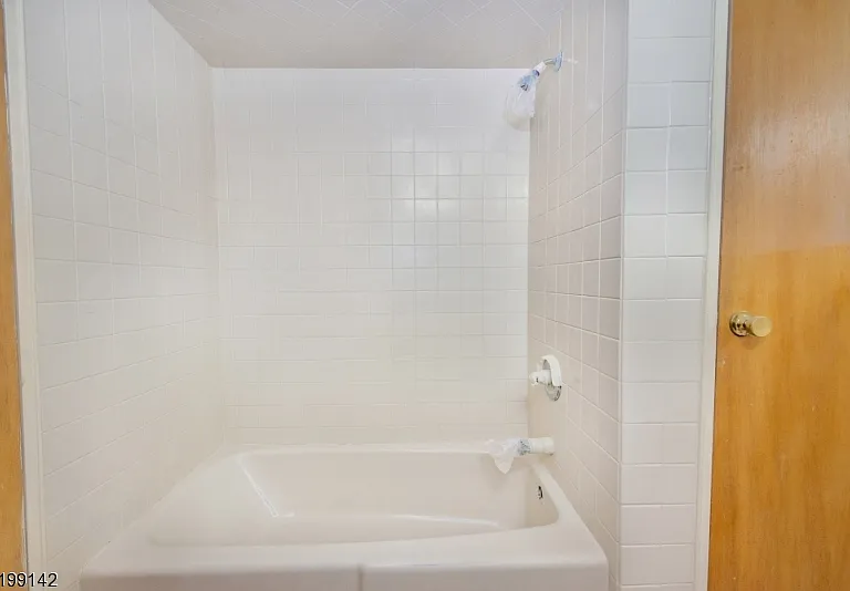 685 Van Houten Ave #3 — Photo 7