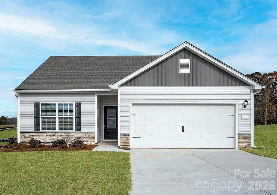 1st image of 3474 Bear Den Dr