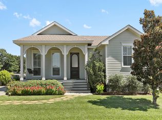 300 Abalon Ct, New Orleans, LA 70114