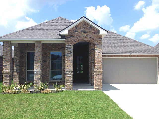 1st image of 313 Forest Grove Dr