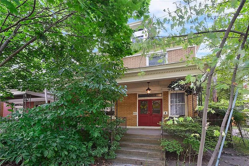 1013 N Saint Clair St photo 1