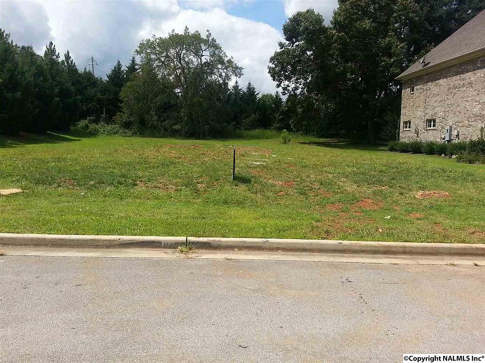 2nd image of 100 Ramsbrook Dr
