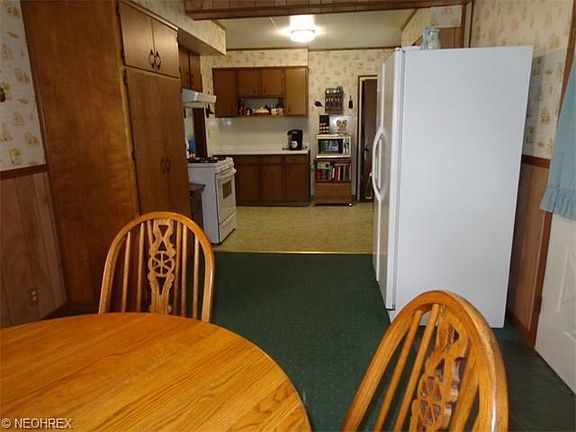 5th image of 1582 Martha Ave