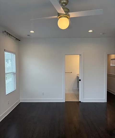 2601 Batavia St — Photo 24