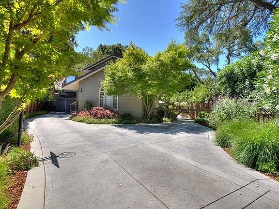 3rd image of 14458 Oak Pl