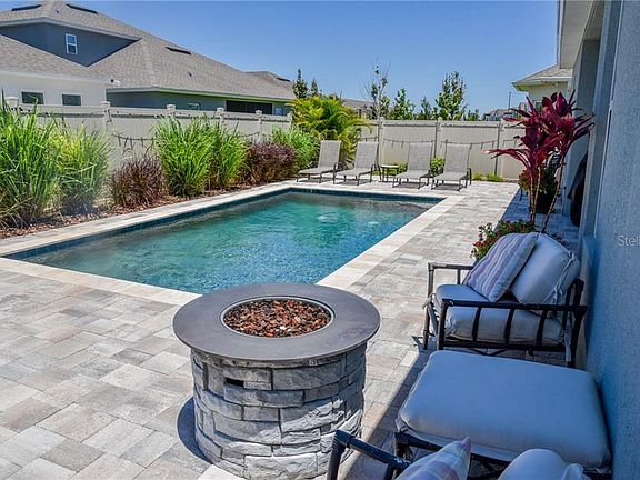 5th image of 7412 Pomelo Grove Dr