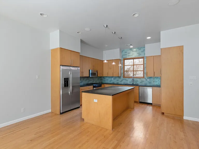 704 Arch Adams Ln — Photo 11