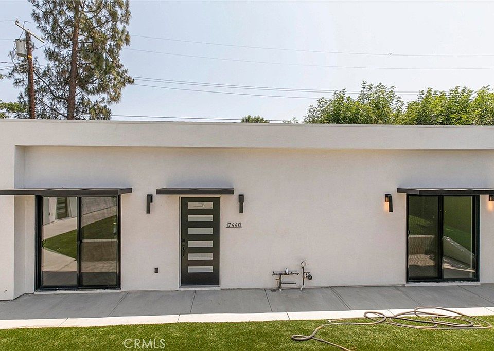 いっしー 17440 Index St, Granada Hills, CA 91344 | Zillow