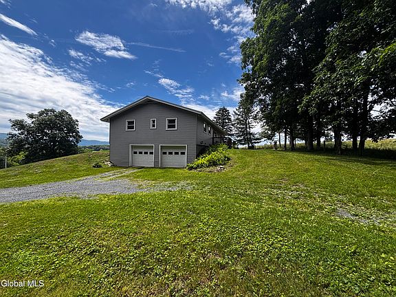 3rd image of 231 Beechwood Road