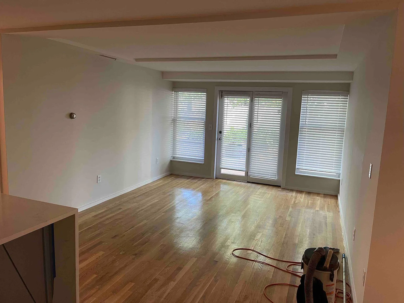 217 Thorndike St — Photo 4