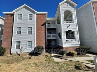 267 Waterdown Dr APT 11, Fayetteville, NC 28314