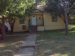 1704 Glenwick Dr, Fort Worth, TX 76114