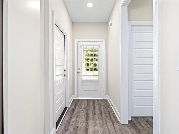 4th image of 7175 King Rd