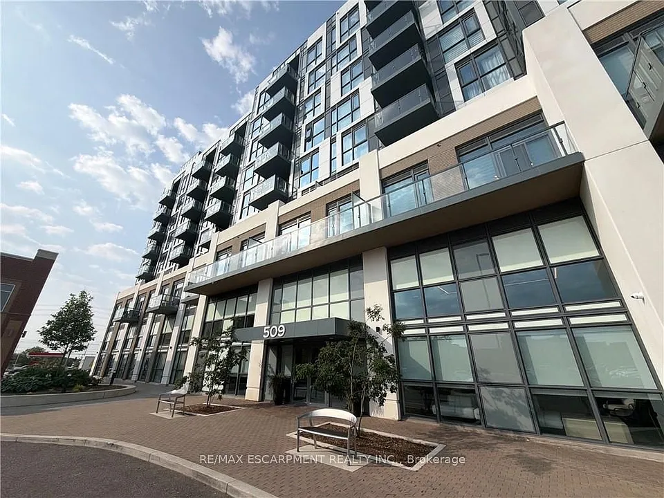 509 Dundas St W #616