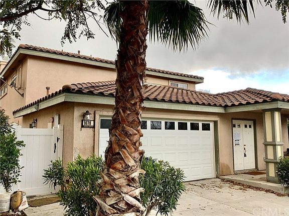 3rd image of 10784 Lilac Ave
