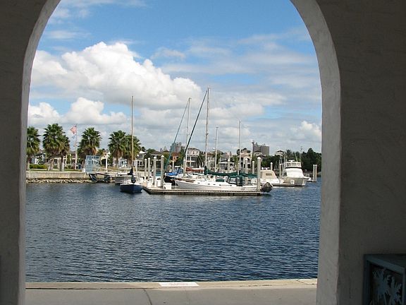 Davis Island Marina