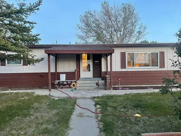 1003 Jefferson Ave, Sinclair, WY 82334