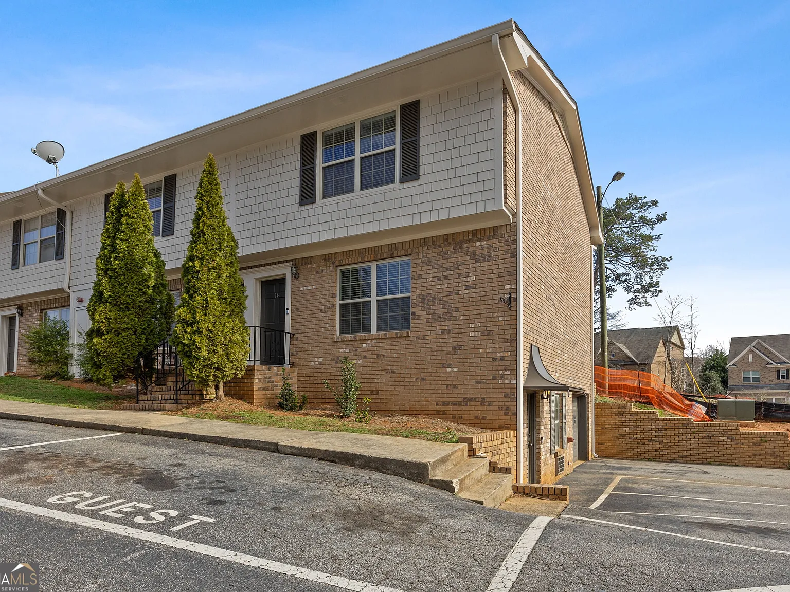 14 Villa Ct SE — Photo 3