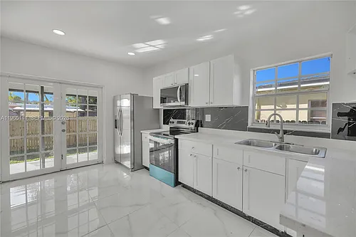 536 NW 25th Ave #A Photo 1