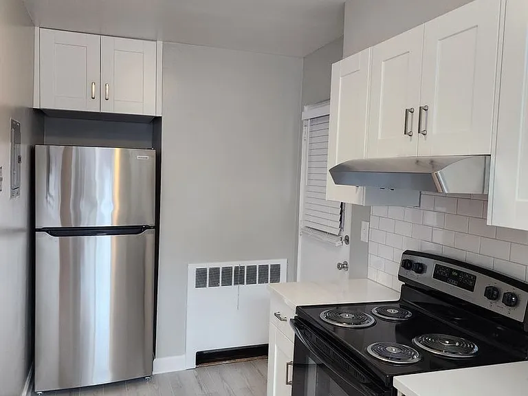 231 N Ridge Ave — Photo 30