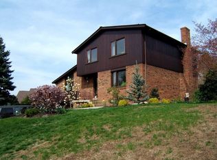 848 Northridge Dr, Pittsburgh, PA 15216