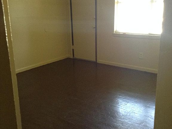 4th image of 797 Richmond Ave