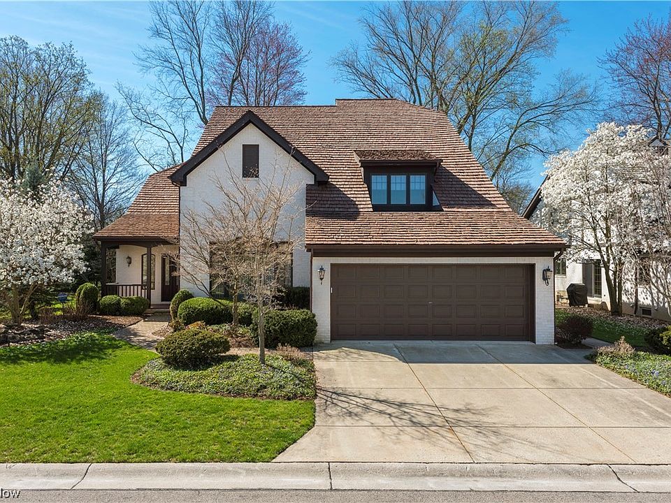 1st image of 13 Warwick Ln