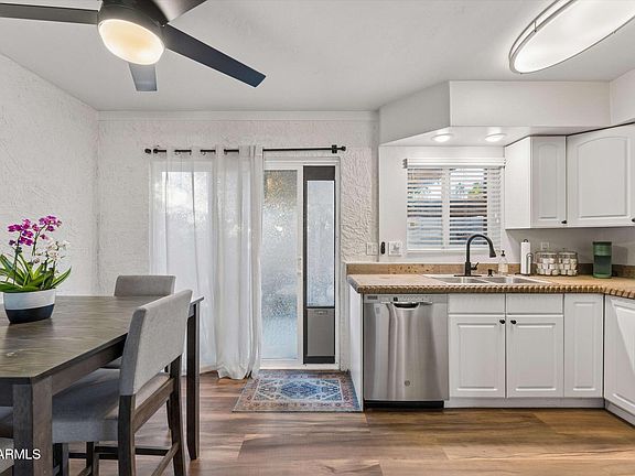 3rd image of 2832 N GRANITE REEF Road