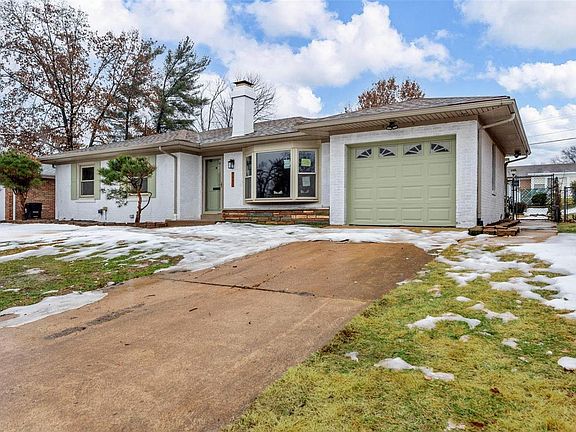 3rd image of 7930 Glenside Pl