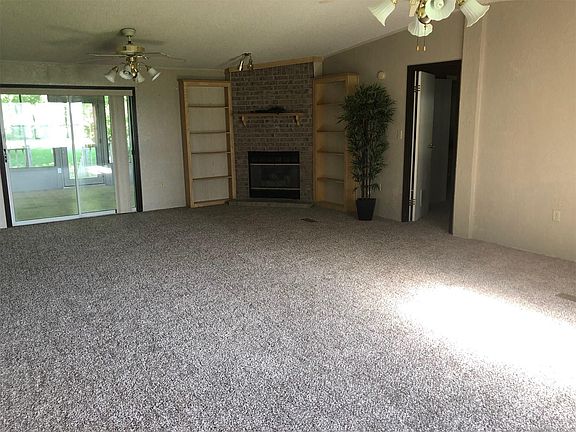 4th image of 4153 S 209 East Ave