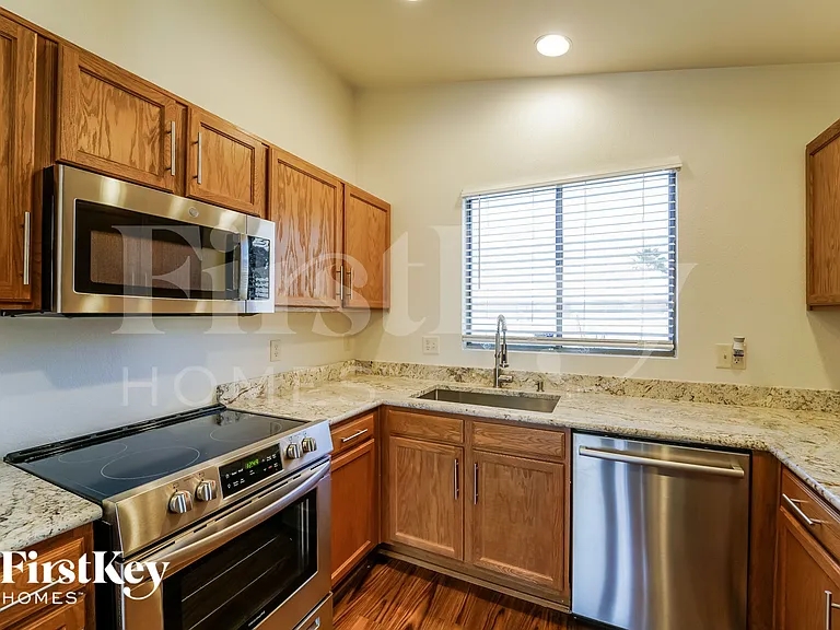 7826 N Sun Flair Dr — Photo 5