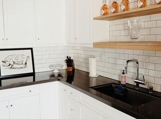 2379 Elden Ave, Costa Mesa, CA 92627