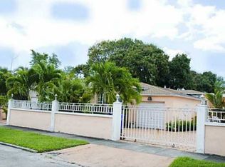 2310 SW 26th St, Miami, FL 33133