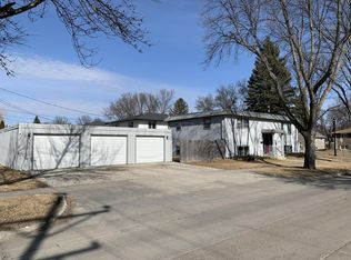 1615 15th Ave S, Fargo, ND 58103