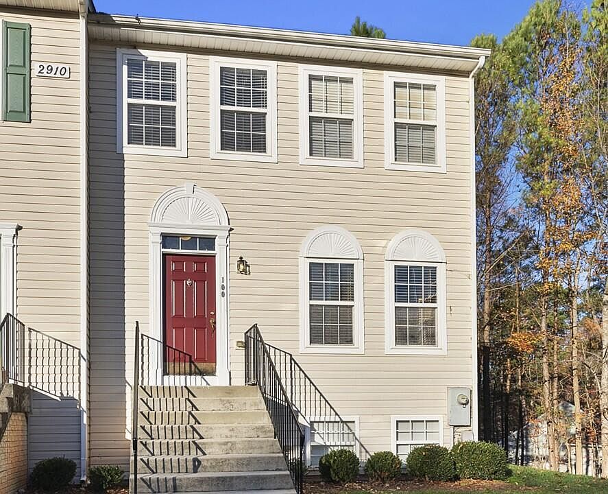1st image of 2910 Barrymore St Unit 100