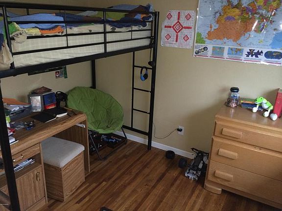 3rd image of 507 2nd St E