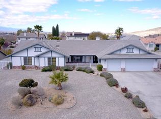 16280 Ridgeview Dr, Apple Valley, CA 92307