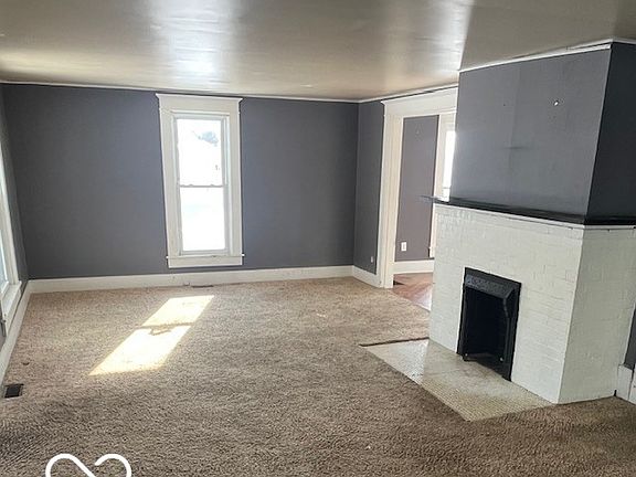 4th image of 343 S Elm St