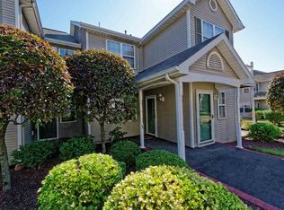 35 Coralberry Ct, Albany, NY 12203