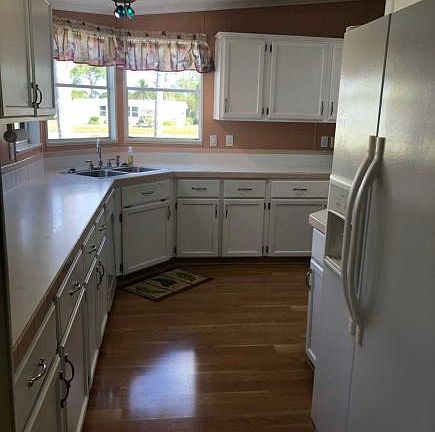 4th image of 10828 Meadows Ct