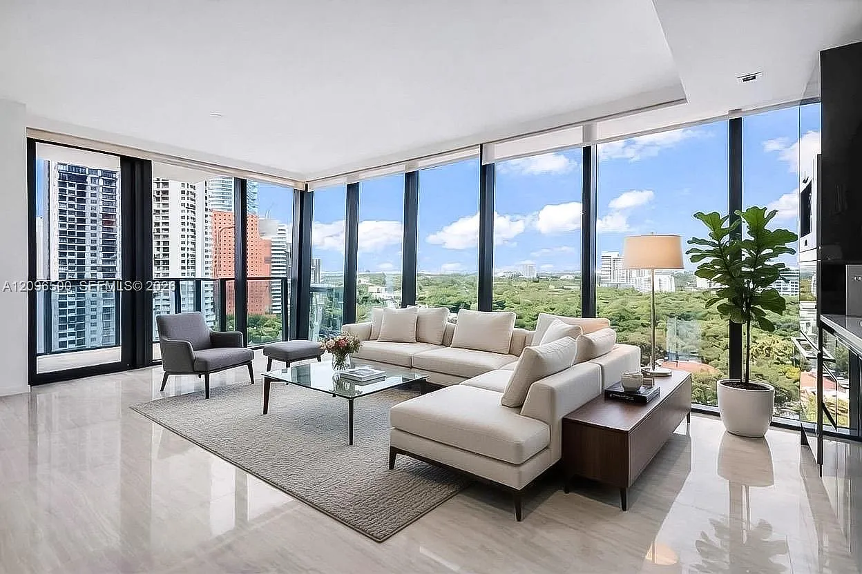 Echo Brickell Condo — Photo 2
