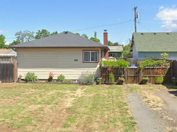 512 W M St, Springfield, OR 97477