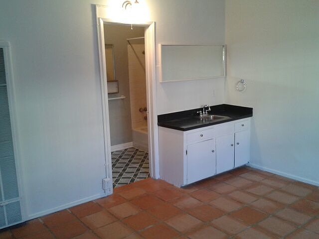 wet bar