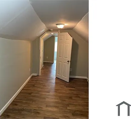 2105 Mimosa St — Photo 10
