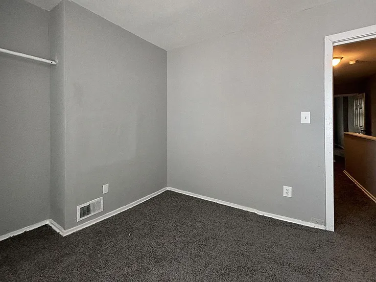 22 N Conestoga St — Photo 6