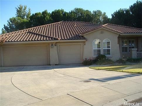 1st image of 412 Bailey Ct