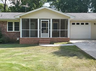 131 Woodridge Cir, Greenville, SC 29607